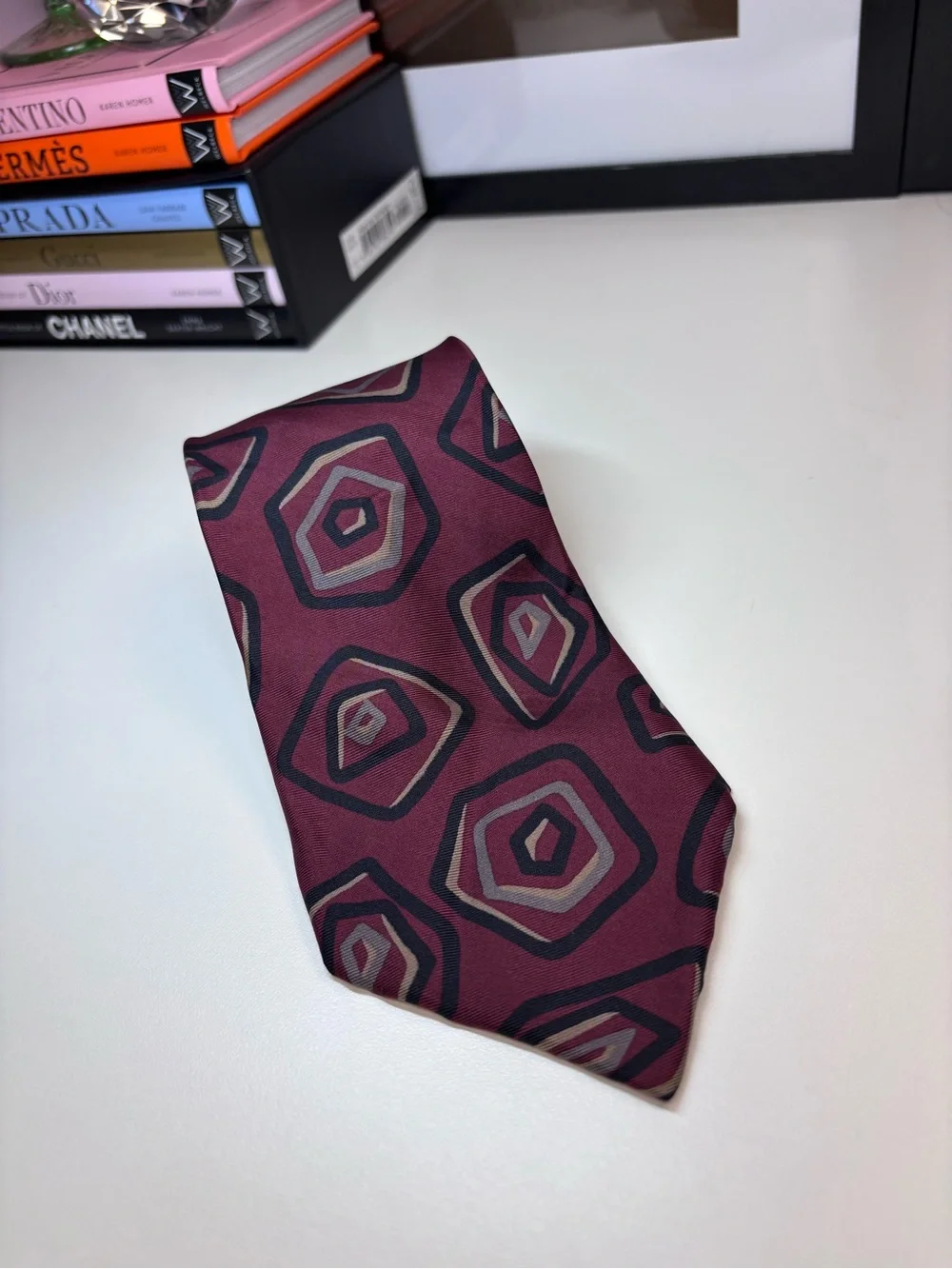 Mezzo Matteo Men's Burgundy Geometric Tie Vintage 100% Silk EUC